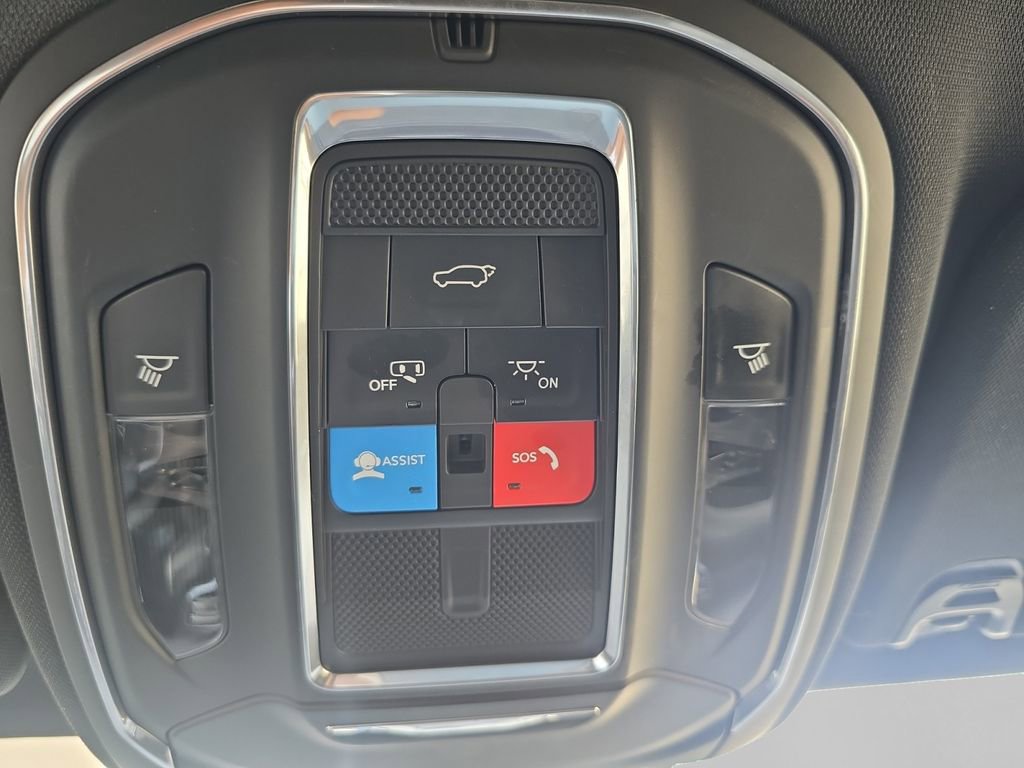 Used 2024 Jeep Wagoneer Series III image 25