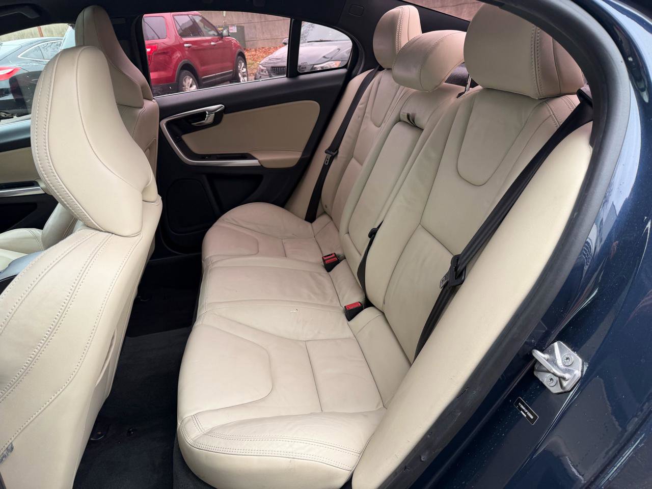 Used 2015 Volvo S60 T5 Premier image 13