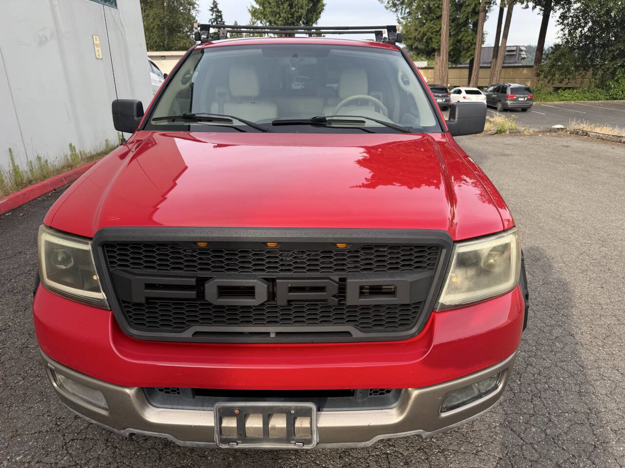 Used 2004 Ford F150 Lariat RWD image 3