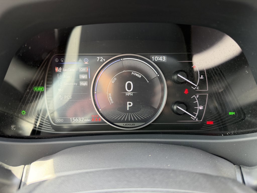 Used 2024 Lexus UX 250h FWD image 22