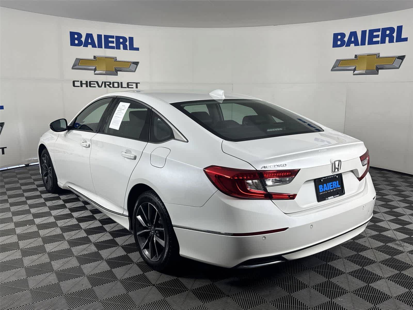 Used 2021 Honda Accord EX-L image 3