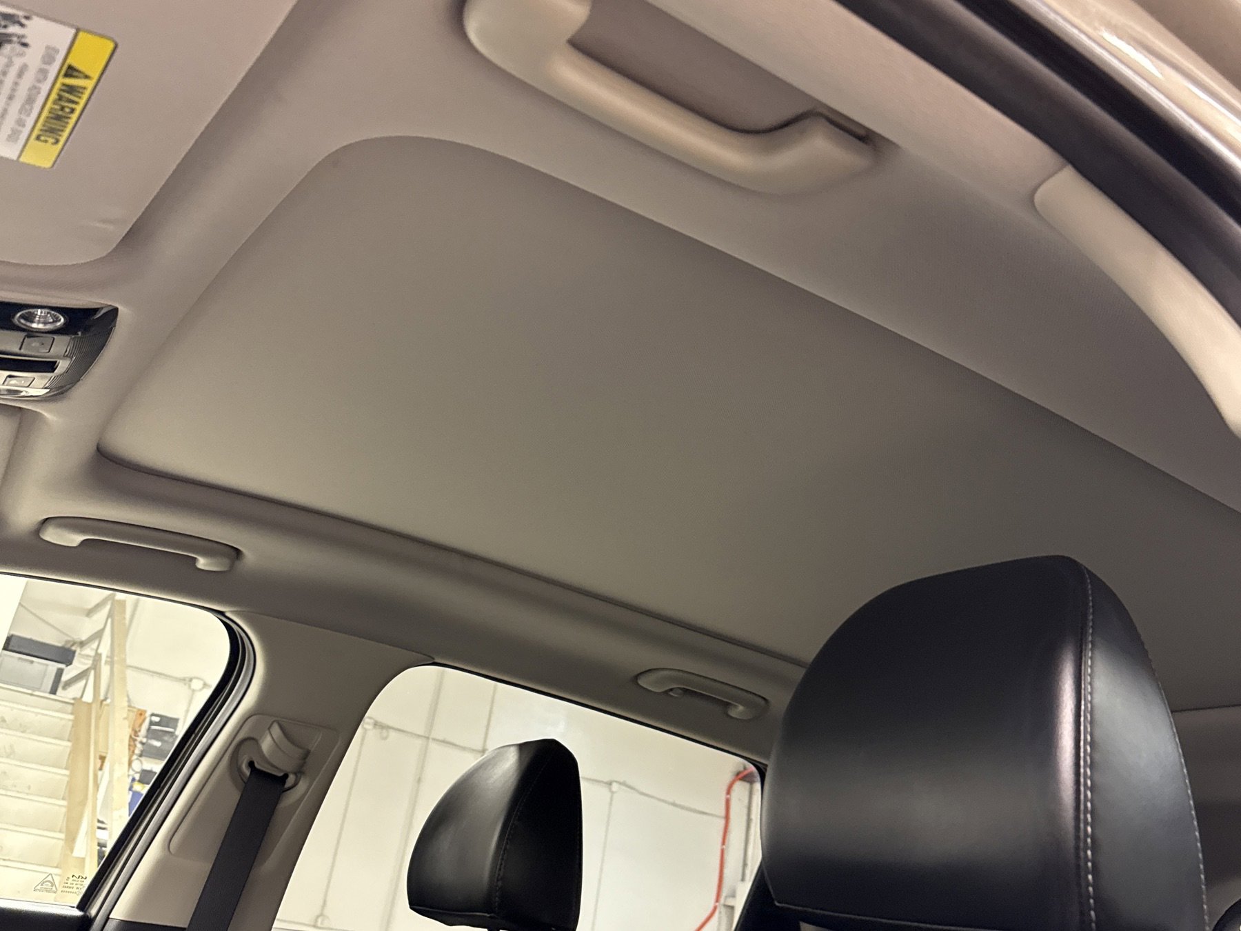 Used 2025 Kia Sorento EX w/ EX Panoramic Sunroof Package image 10