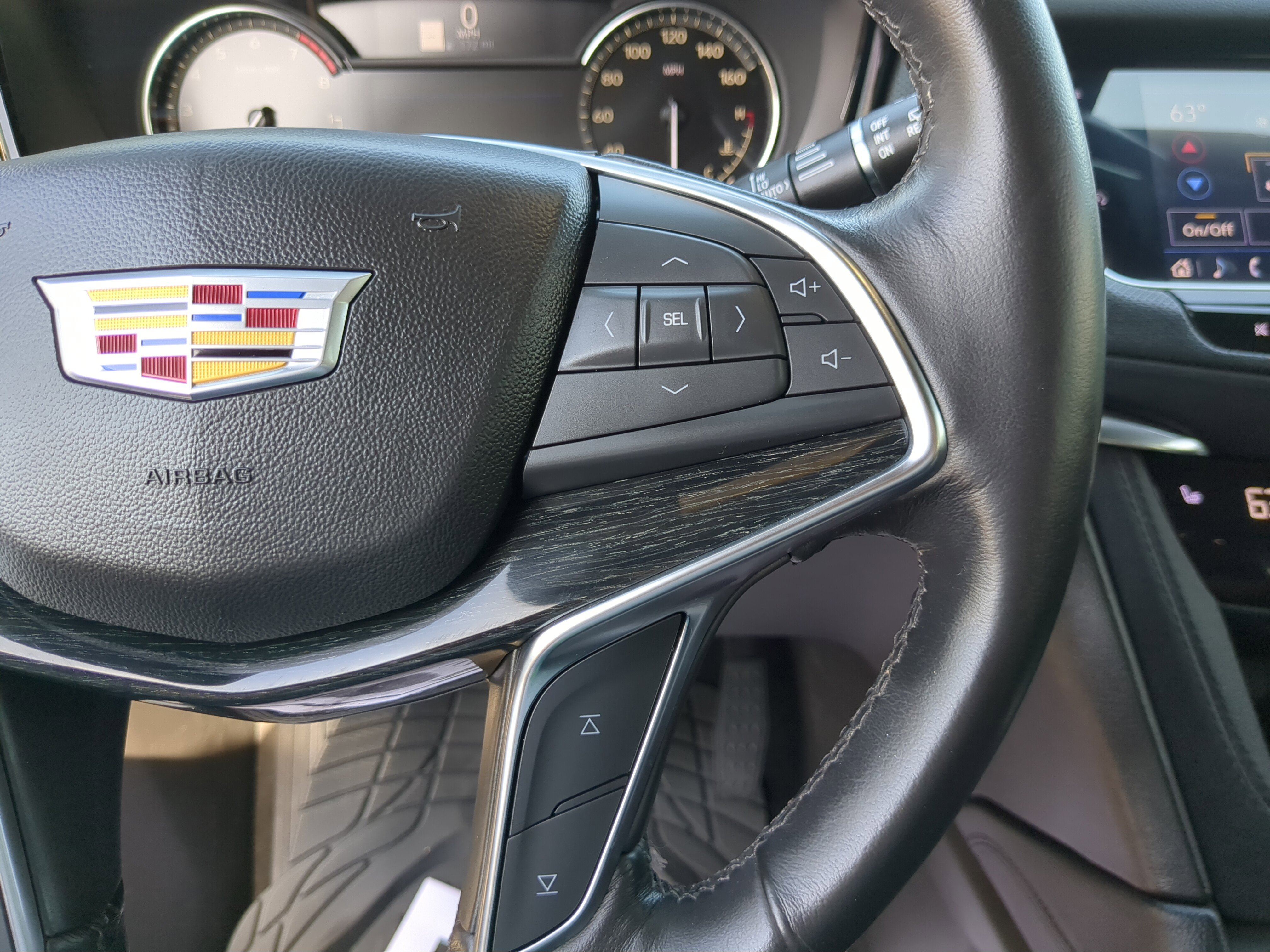 Certified 2023 Cadillac XT5 Premium Luxury image 33