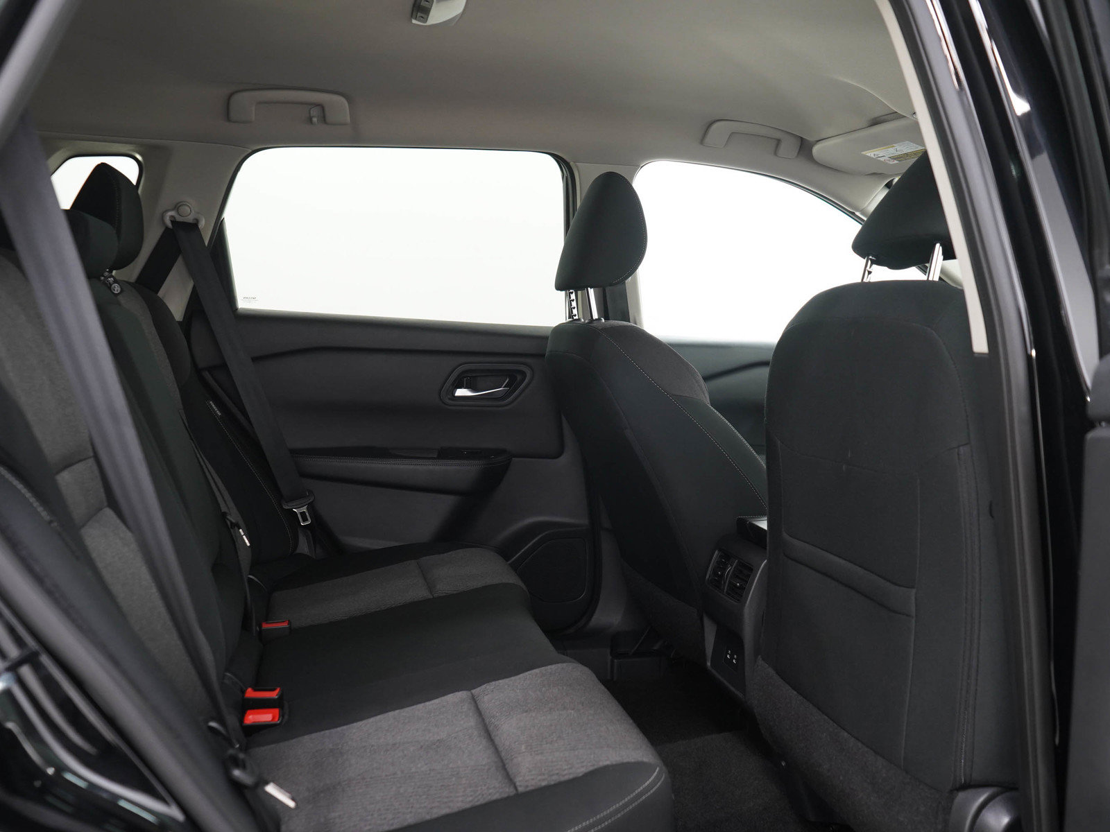 Used 2024 Nissan Rogue SV AWD/4WD image 14