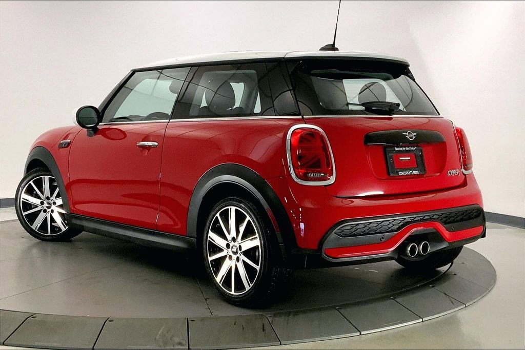 Used 2023 MINI Cooper S w/ Signature Upholstery Package image 10