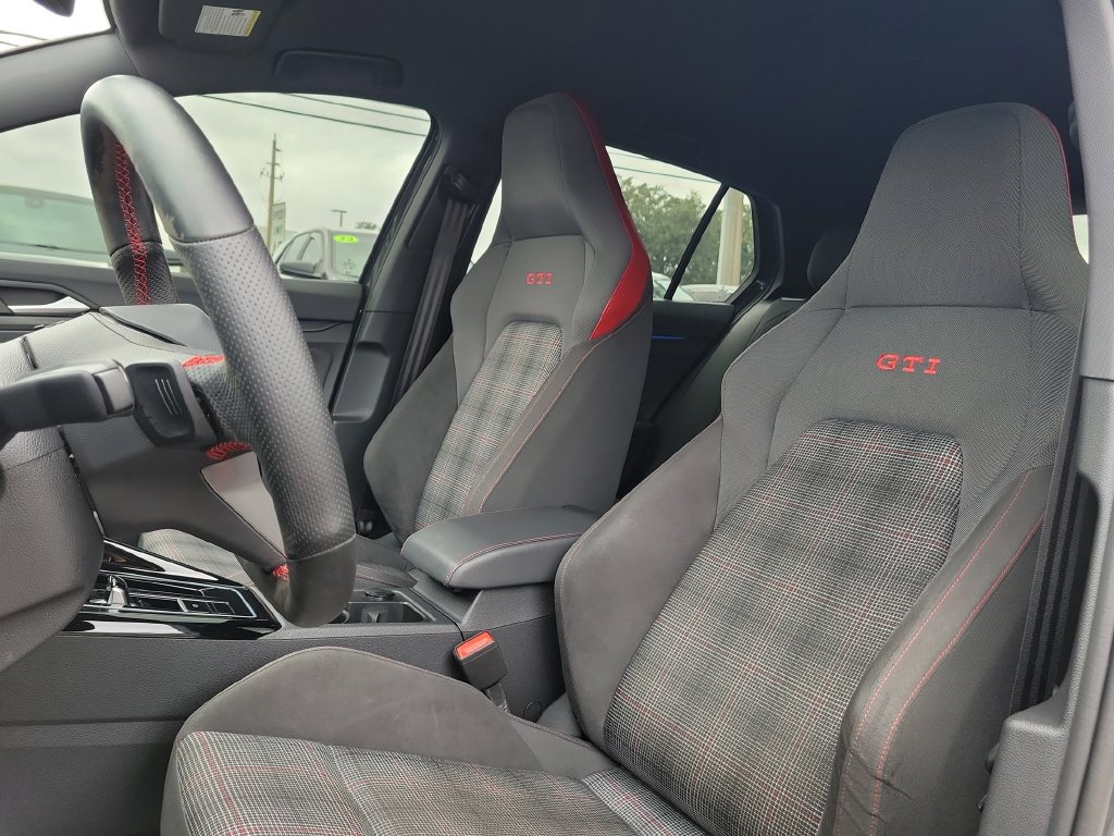 Used 2023 Volkswagen GTI 40th Anniversary Edition FWD image 20