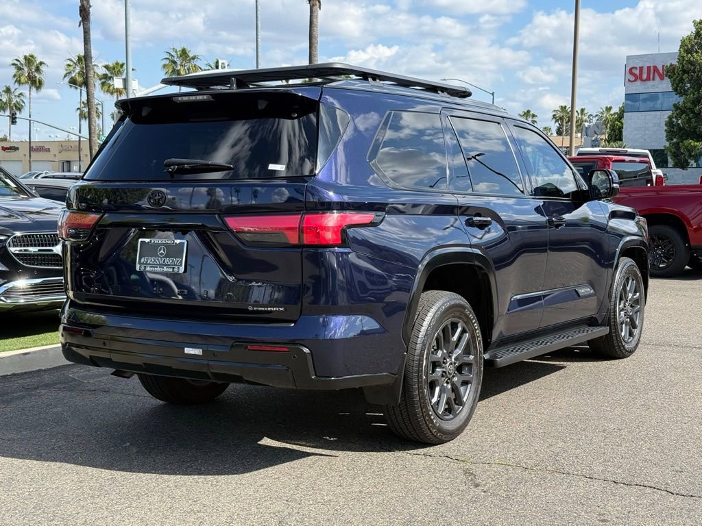 Used 2025 Toyota Sequoia Platinum AWD/4WD image 10