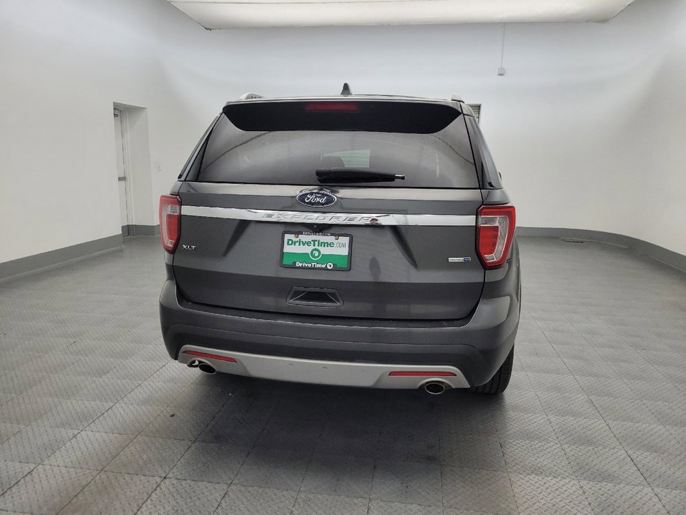 Used 2016 Ford Explorer XLT AWD/4WD image 7