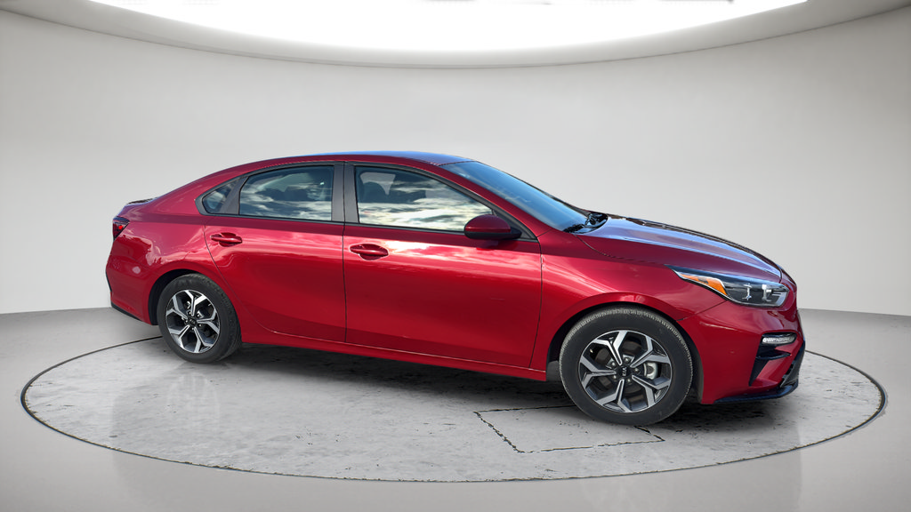 Used 2019 Kia Forte LXS FWD image 2