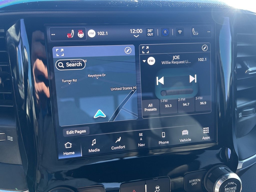 Used 2022 RAM 2500 Laramie w/ Night Edition image 29