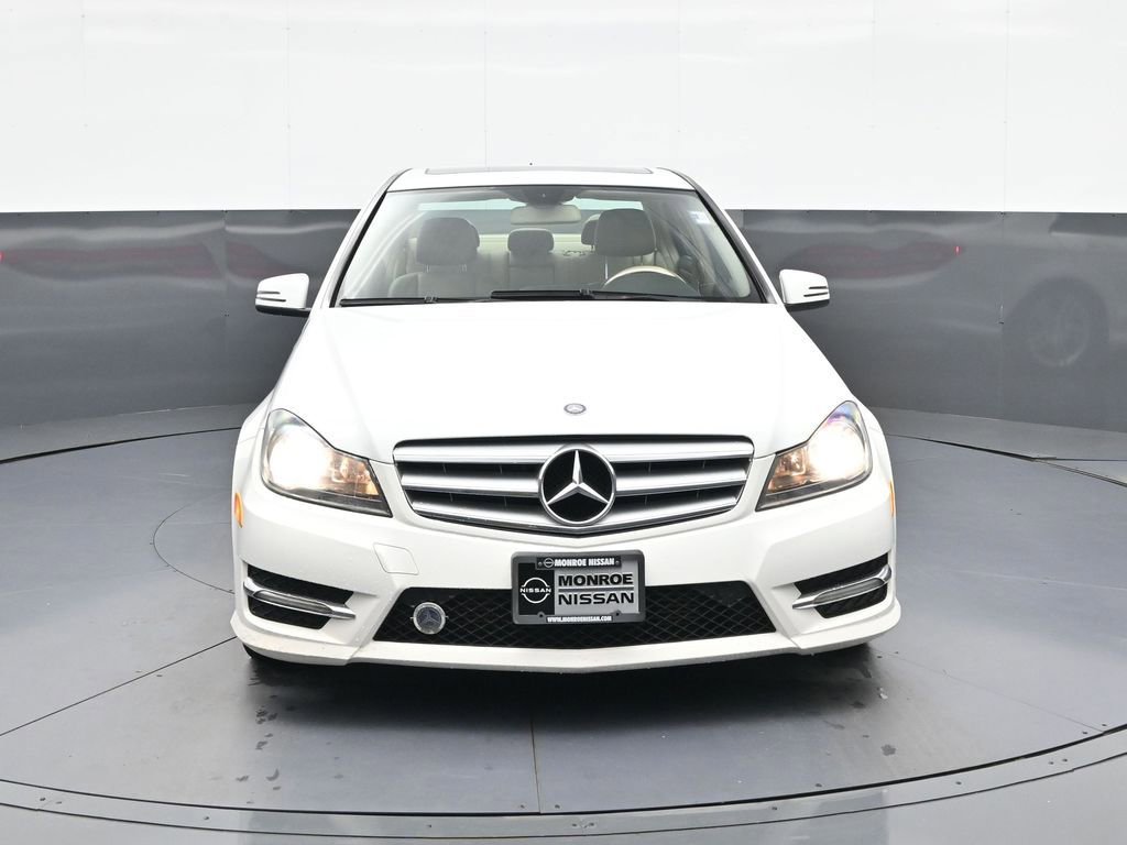 Used 2013 Mercedes-Benz C 250 Sedan image 2