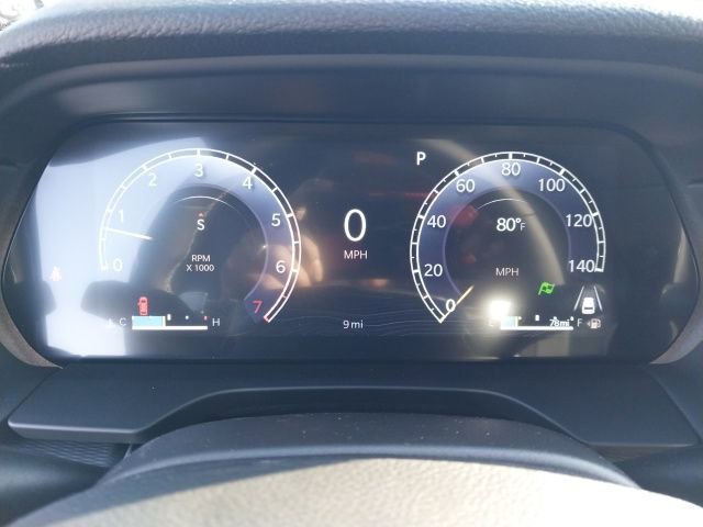 New 2025 Jeep Grand Cherokee Laredo image 10