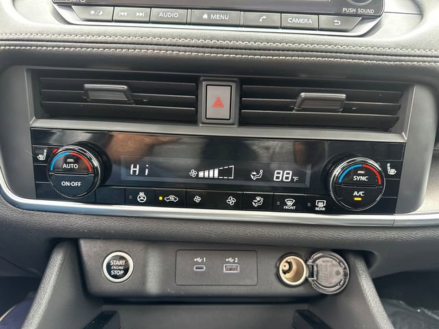 Used 2023 Nissan Rogue SV w/ SV Premium B Package image 38