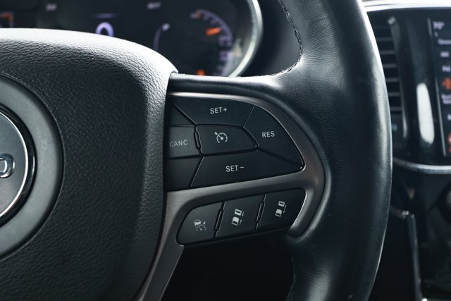 Used 2022 Jeep Grand Cherokee Limited RWD image 14