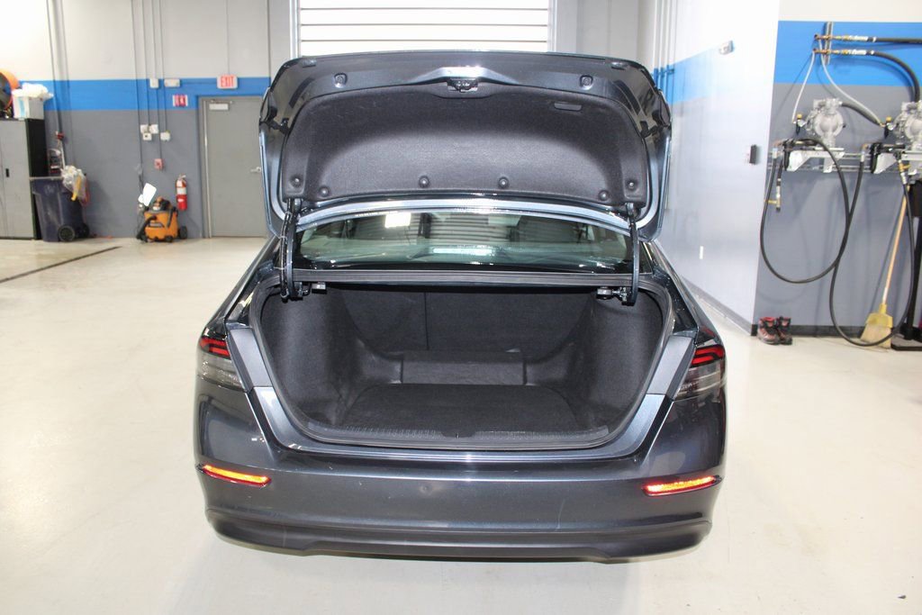 Used 2024 Honda Accord EX image 41