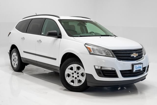 Used 2017 Chevrolet Traverse LS FWD image 6
