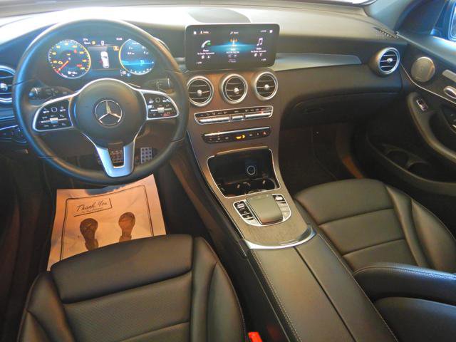 Used 2021 Mercedes-Benz GLC 300 4MATIC w/ AMG Line image 2