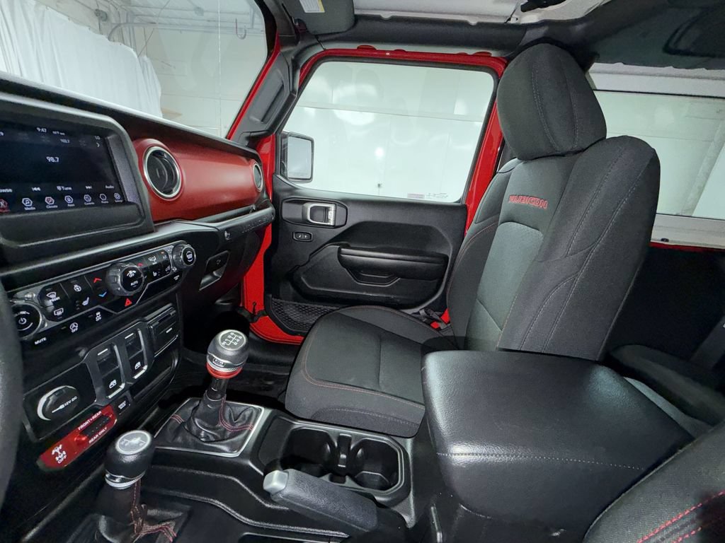 Used 2020 Jeep Wrangler Rubicon w/ Cold Weather Group AWD/4WD image 23