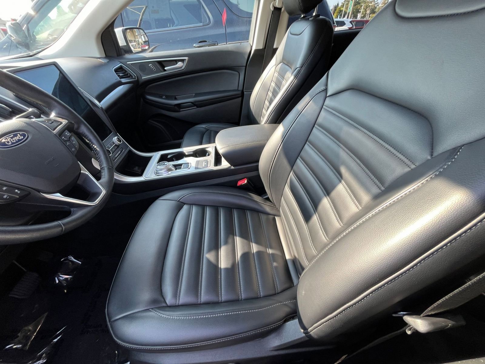 Used 2024 Ford Edge SEL image 27