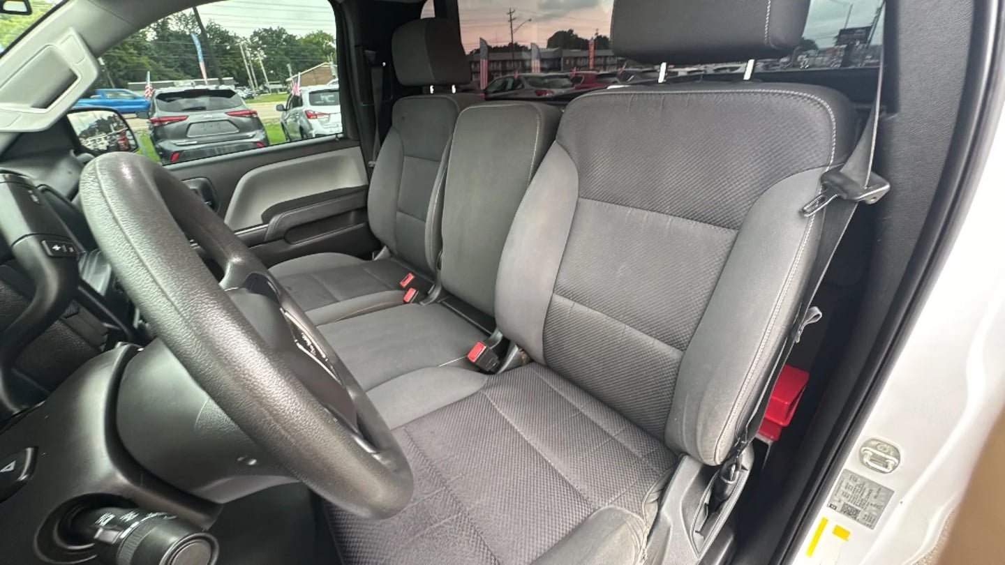 Used 2018 GMC Sierra 1500 2WD Regular Cab image 22