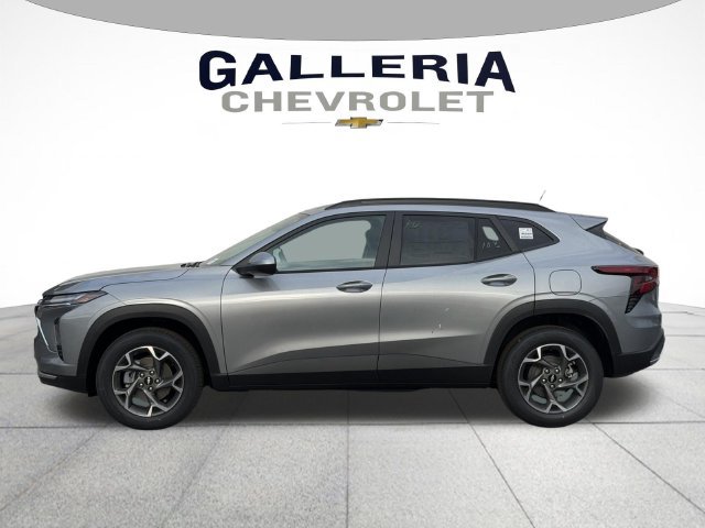 New 2026 Chevrolet Trax LT w/ Driver Confidence Package FWD image 4