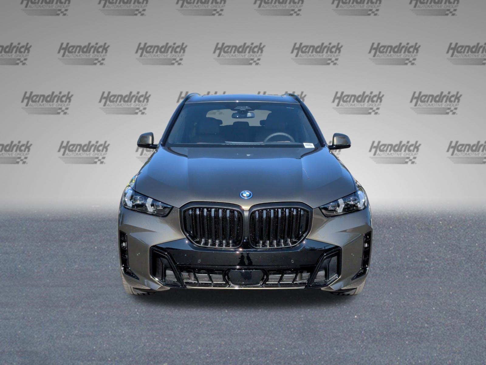 Certified 2026 BMW X5 xDrive50e w/ M Sport Package AWD/4WD image 8