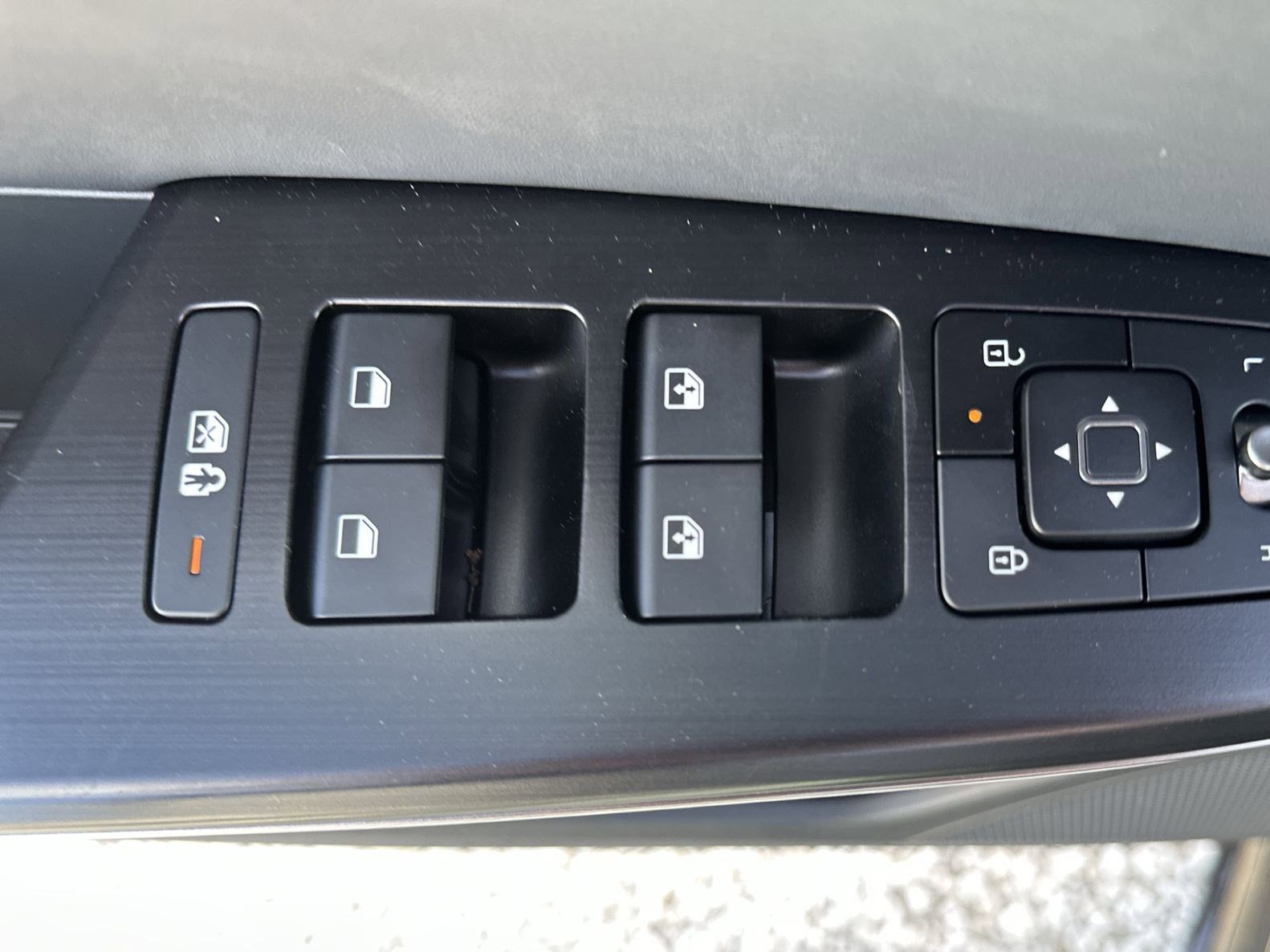 New 2025 Kia EV6 Wind RWD image 17
