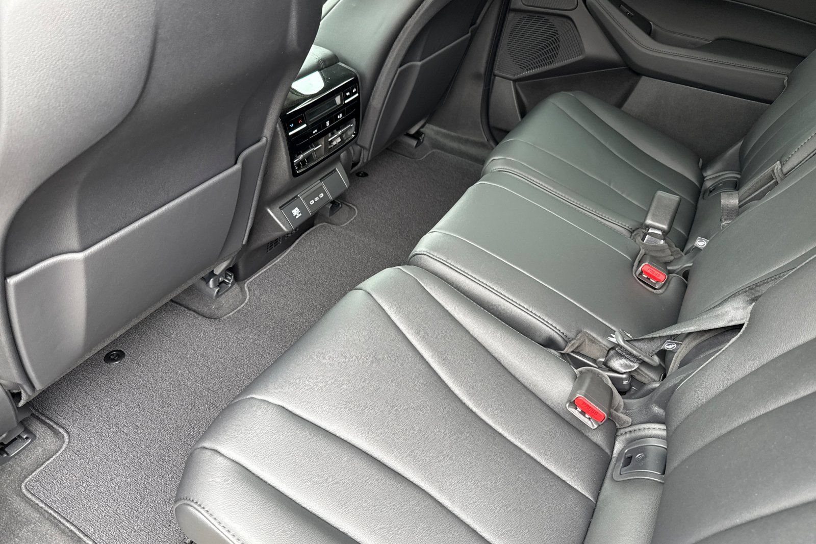 New 2026 Acura MDX SH-AWD image 11