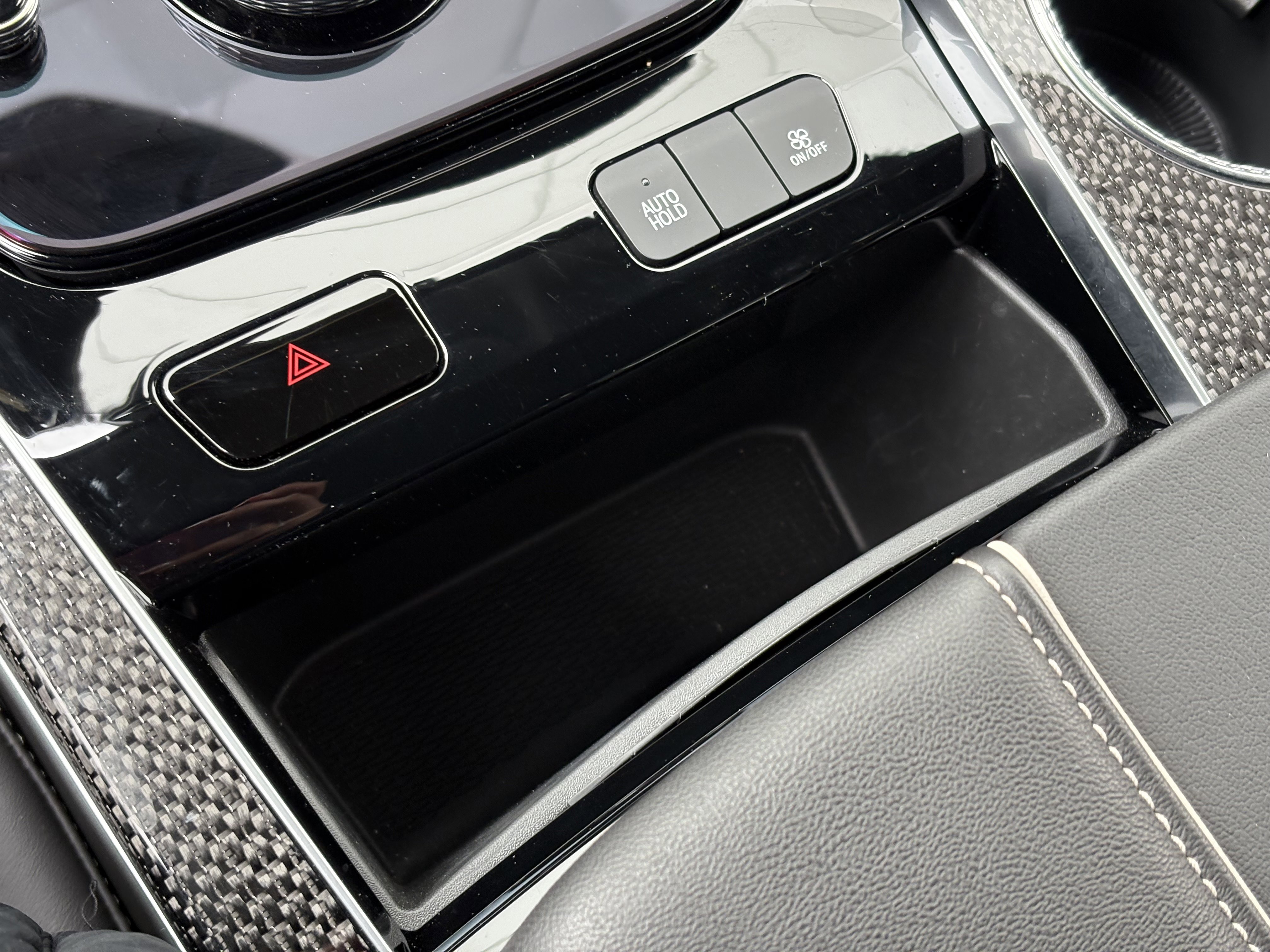 Used 2025 Cadillac Escalade V image 30