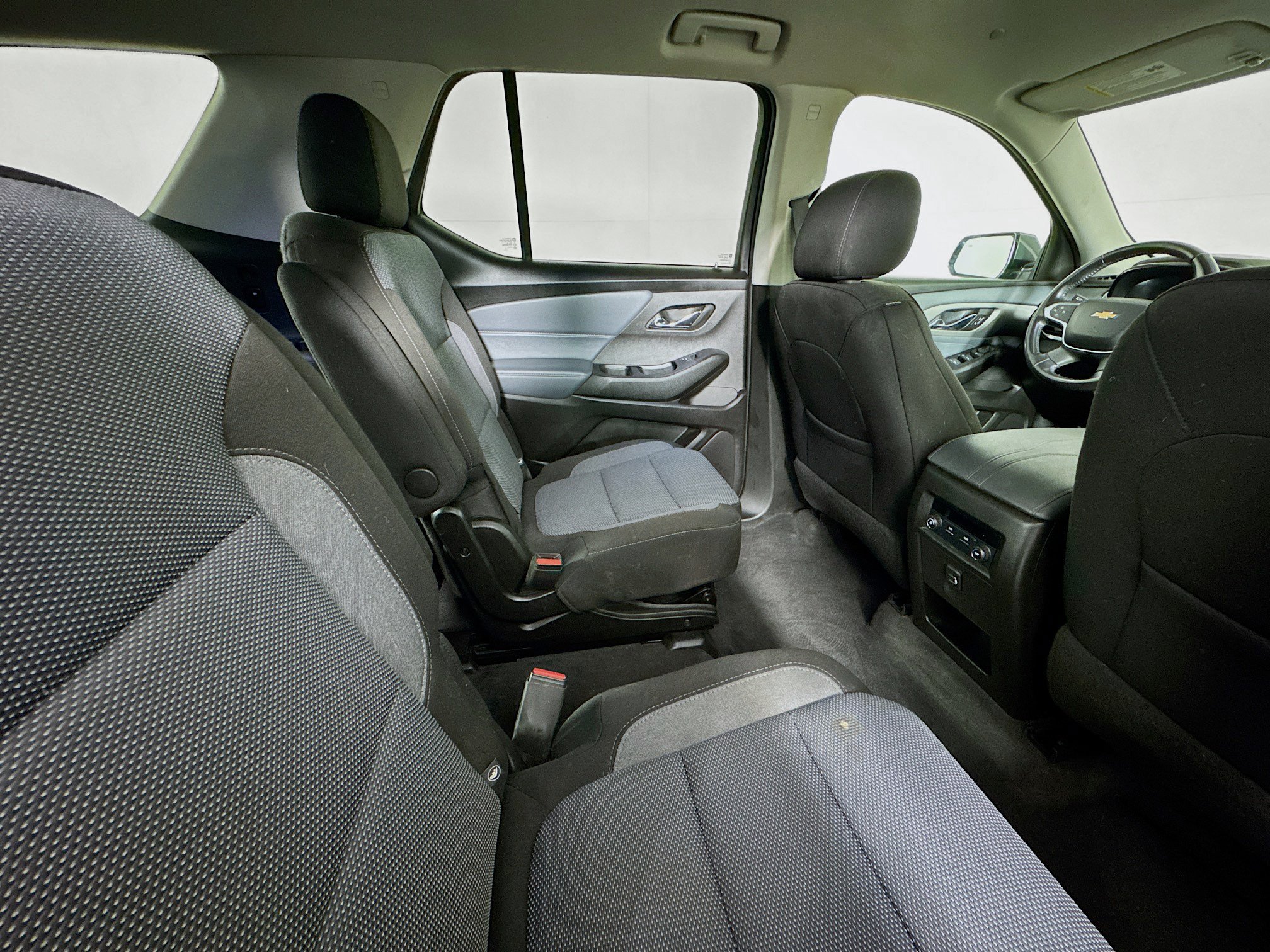 Used 2019 Chevrolet Traverse LT FWD image 26