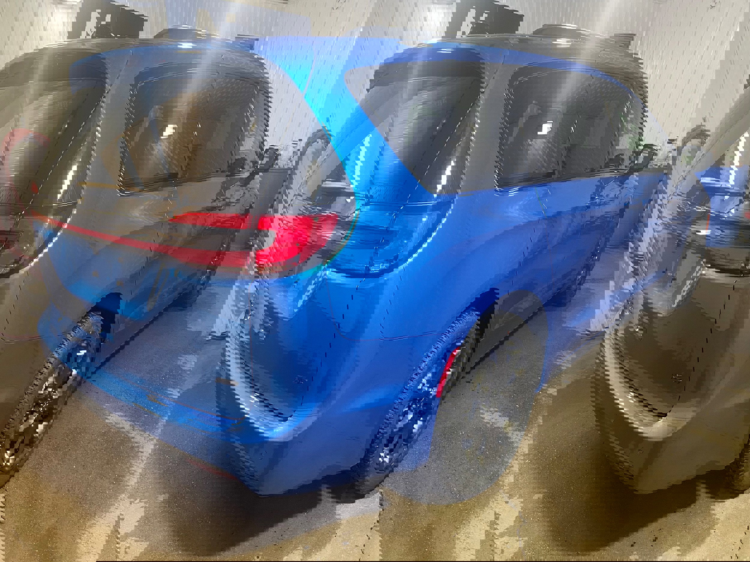 New 2026 Chrysler Pacifica Select image 6