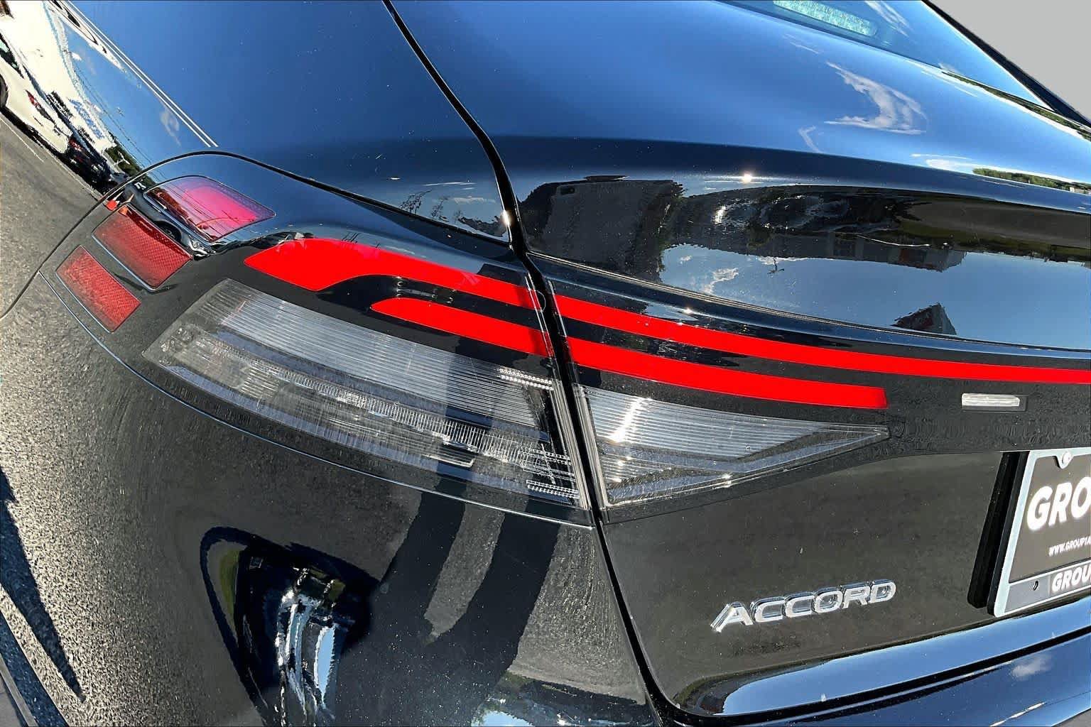 Used 2023 Honda Accord Touring image 29
