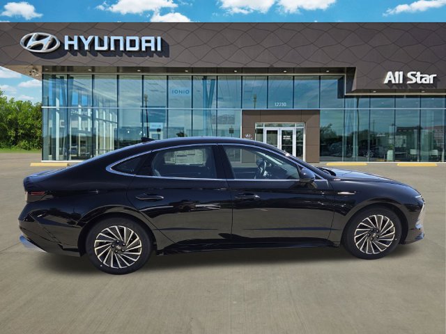 New 2026 Hyundai Sonata SEL FWD image 6