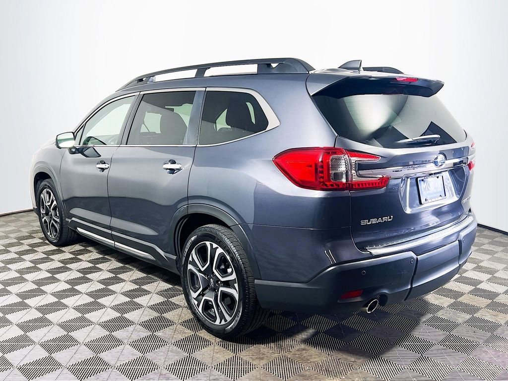 Used 2023 Subaru Ascent Touring image 5