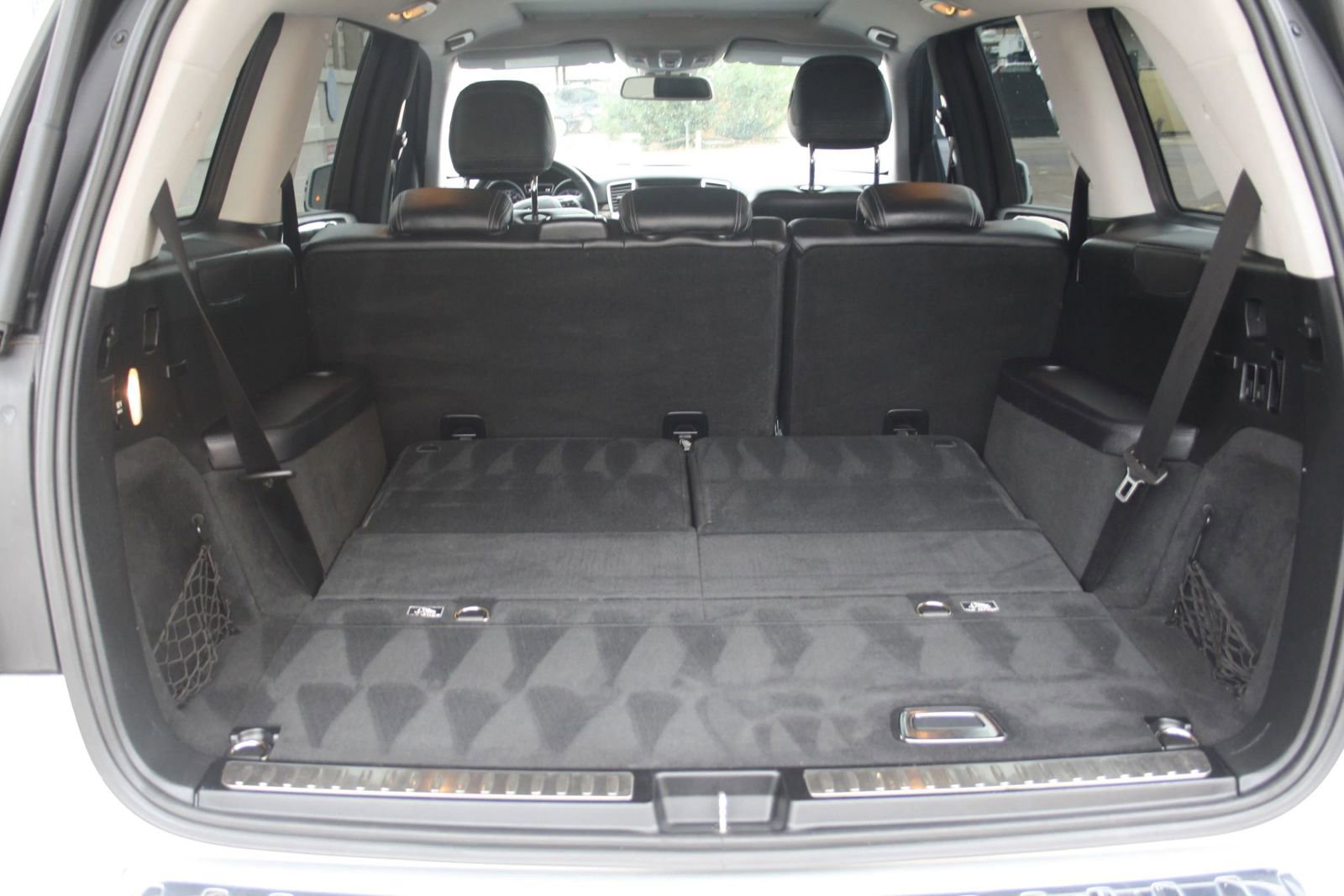 Used 2015 Mercedes-Benz GL 450 4MATIC image 8