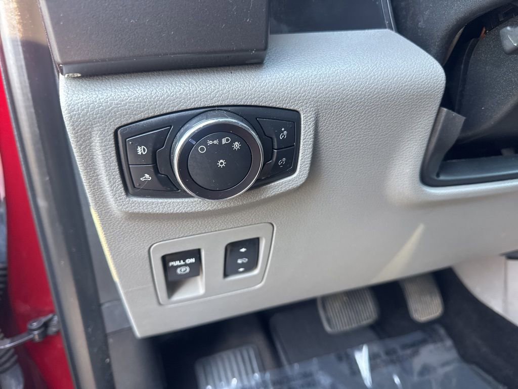 Used 2017 Ford F150 XLT w/ Equipment Group 302A Luxury image 17