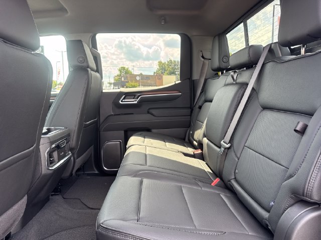 New 2026 GMC Sierra 1500 Denali w/ Technology Package AWD/4WD image 11