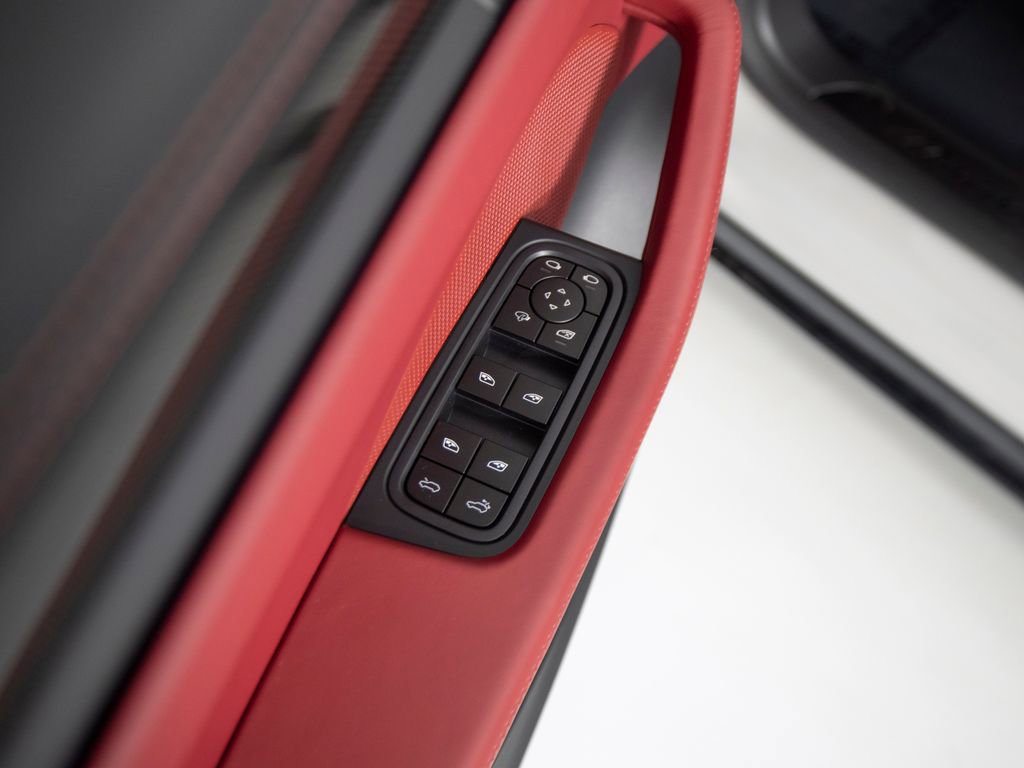 New 2026 Porsche Macan Turbo Electric image 20