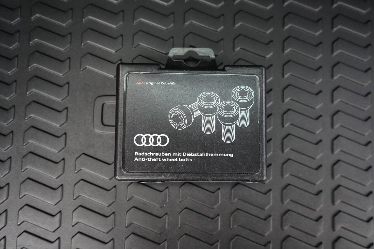 Used 2024 Audi Q3 2.0T Premium Plus w/ Premium Plus Package image 73