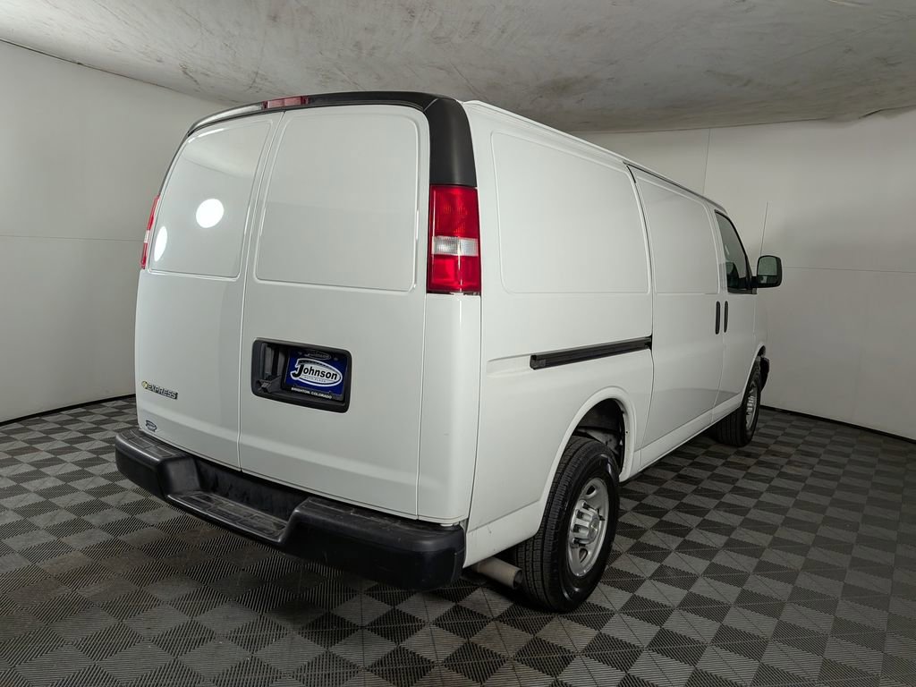 Used 2023 Chevrolet Express 2500 w/ Driver Convenience Package RWD image 7