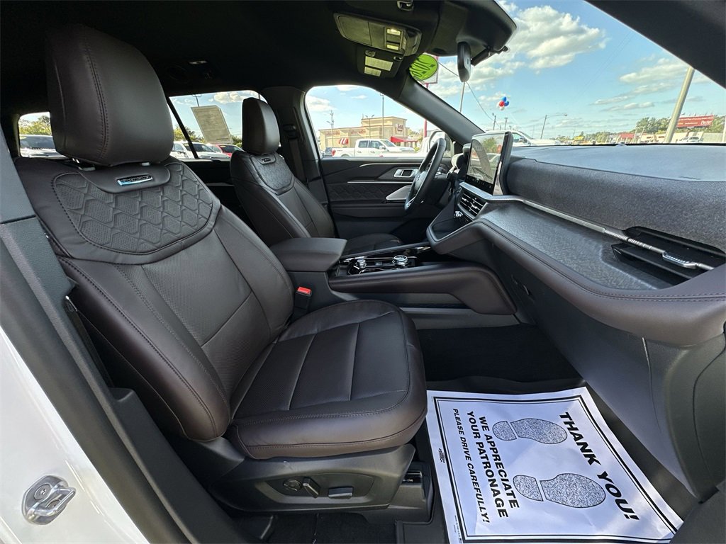 New 2026 Ford Explorer Platinum w/ LUX Leather Package image 25
