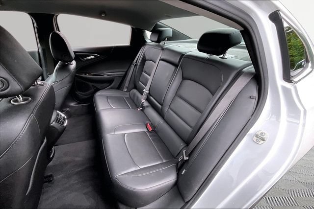 Used 2024 Chevrolet Malibu LT FWD image 16