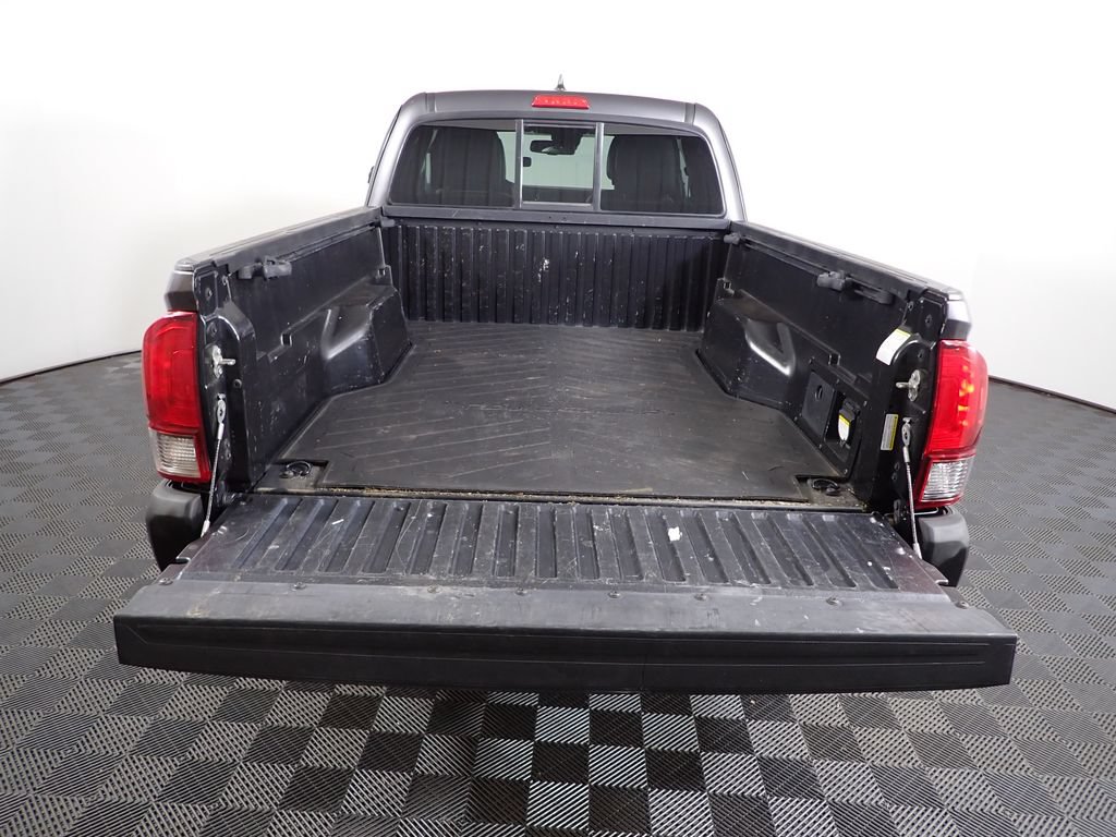 Used 2019 Toyota Tacoma TRD Off-Road AWD/4WD image 15
