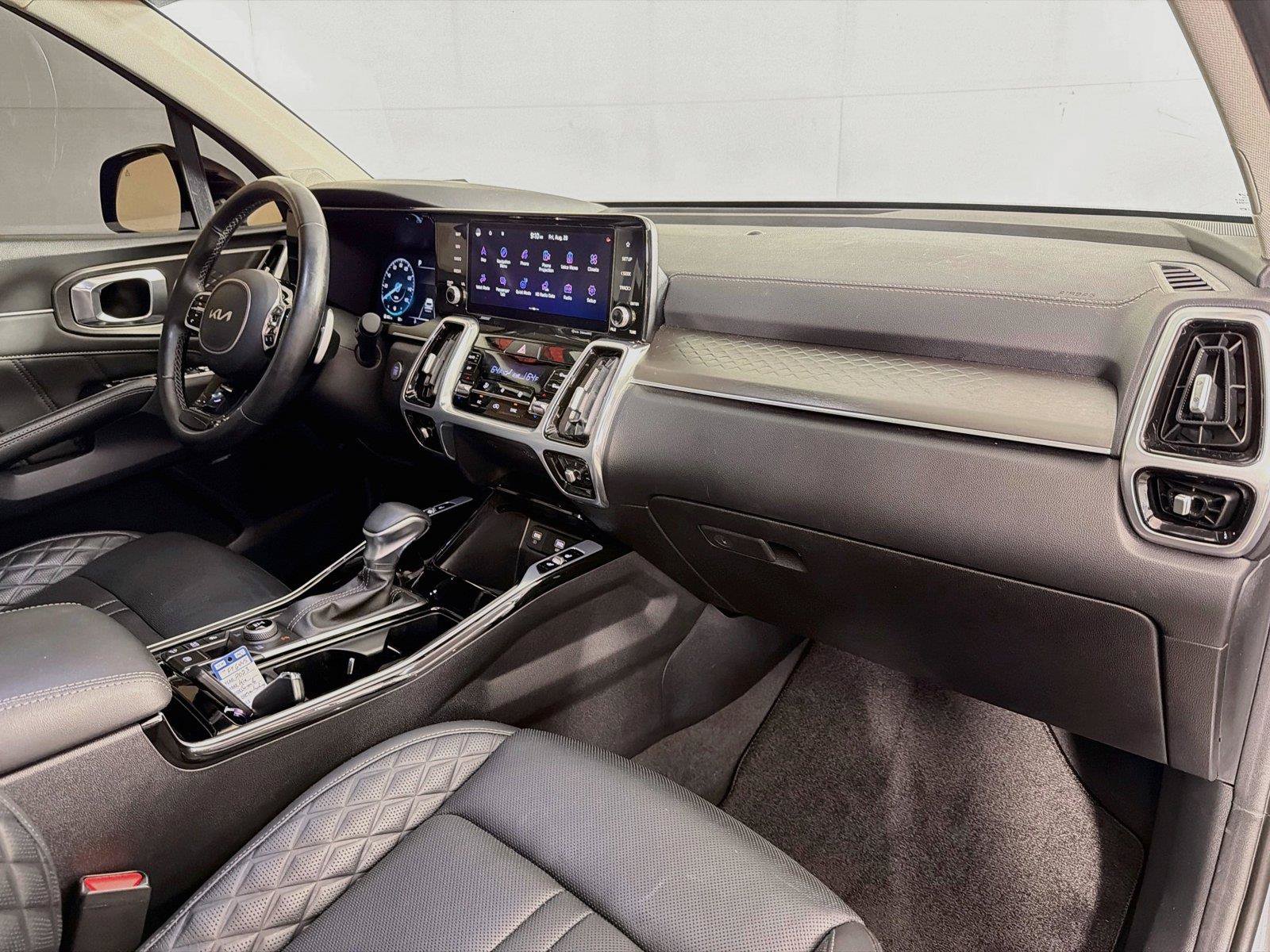 Used 2023 Kia Sorento SX AWD/4WD image 32