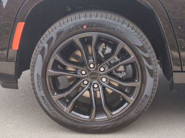 New 2026 Jeep Grand Wagoneer Summit image 19