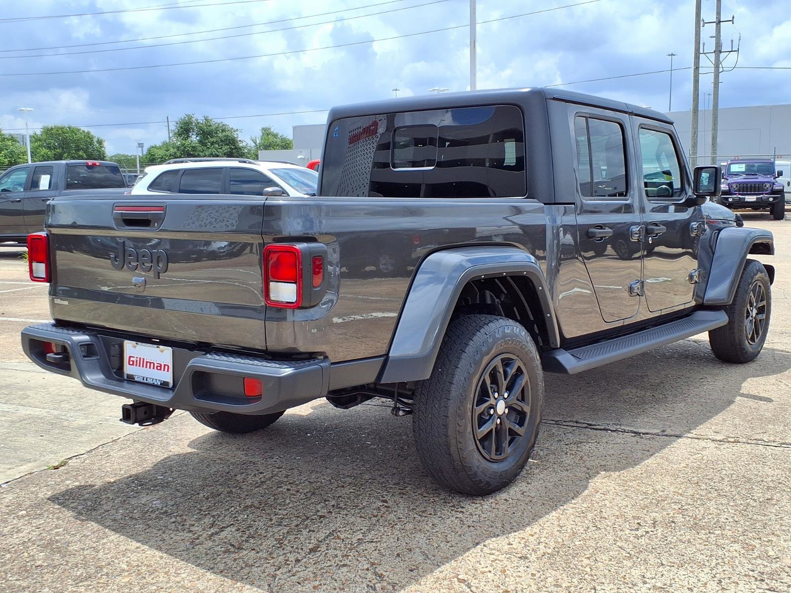 Used 2023 Jeep Gladiator Sport AWD/4WD image 27