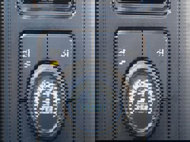 Used 2022 Ford F150 Lariat w/ Equipment Group 502A High image 23