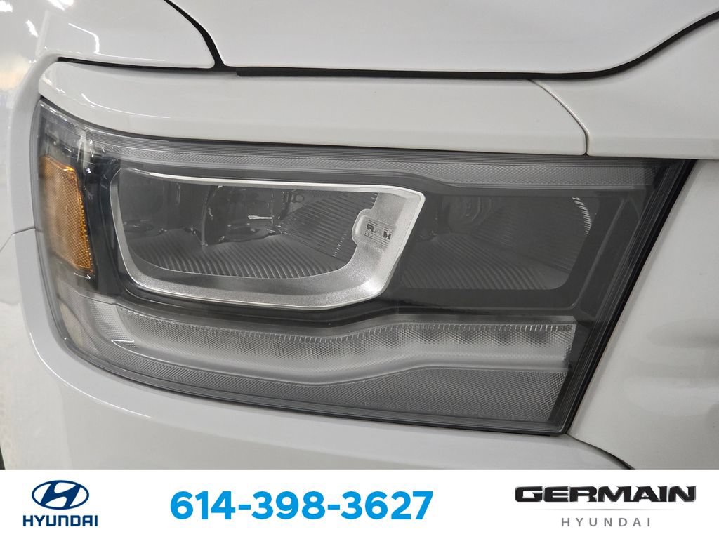 Used 2023 RAM 1500 Laramie AWD/4WD image 15