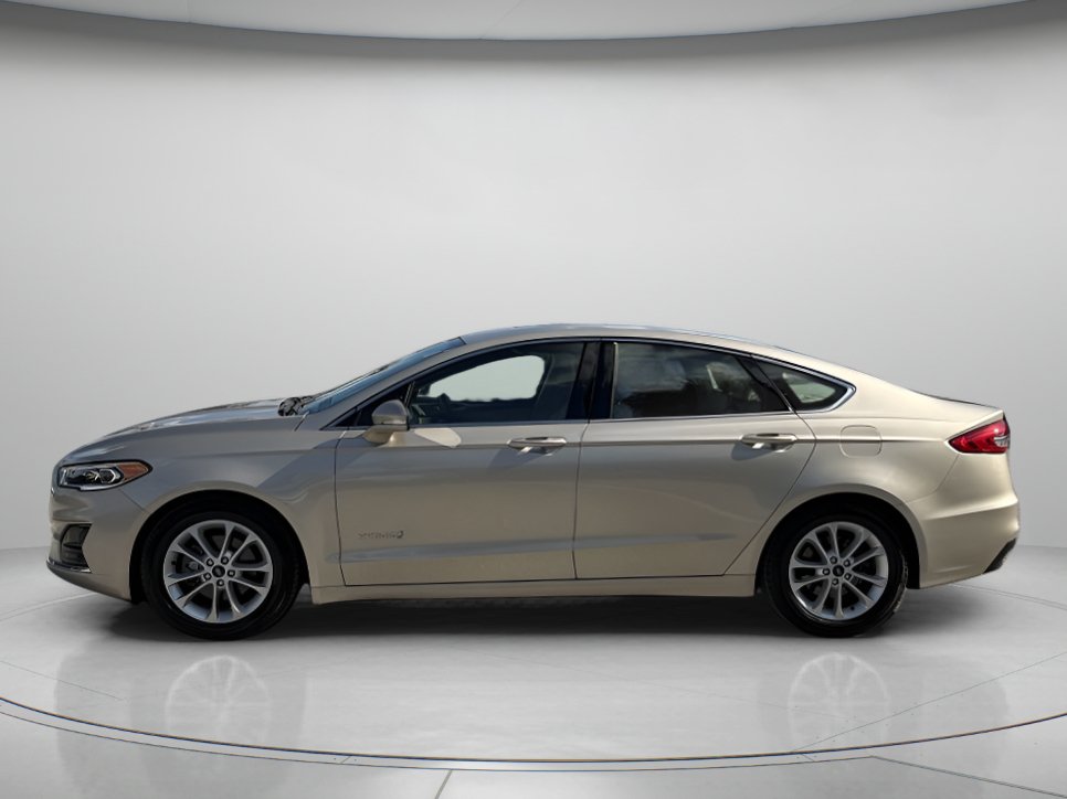 Used 2019 Ford Fusion SEL FWD image 5