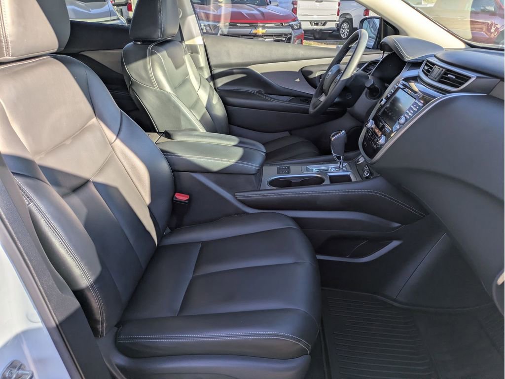 Used 2024 Nissan Murano SV w/ SV Midnight Edition Package image 26